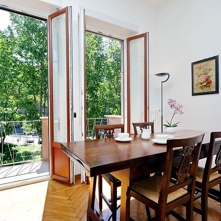 Joivy Fabulous Family Apt For 4 With Terrace Next To Park Milão Exterior foto