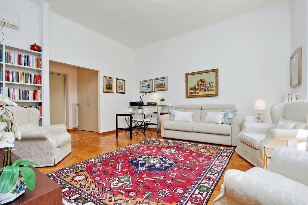 Joivy Fabulous Family Apt For 4 With Terrace Next To Park Milão Exterior foto